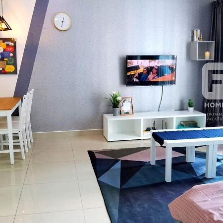 Netflix Wifi Trefoil Homestay Setia Alam Sacc Homestay Fe Σαχ Αλάμ Εξωτερικό φωτογραφία
