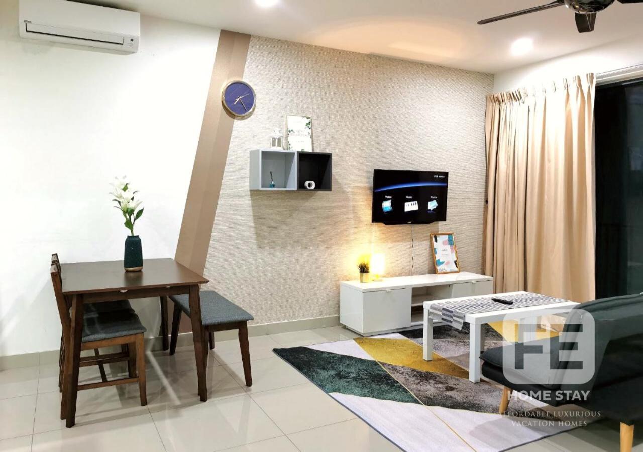 Netflix Wifi Trefoil Homestay Setia Alam Sacc Homestay Fe Σαχ Αλάμ Εξωτερικό φωτογραφία